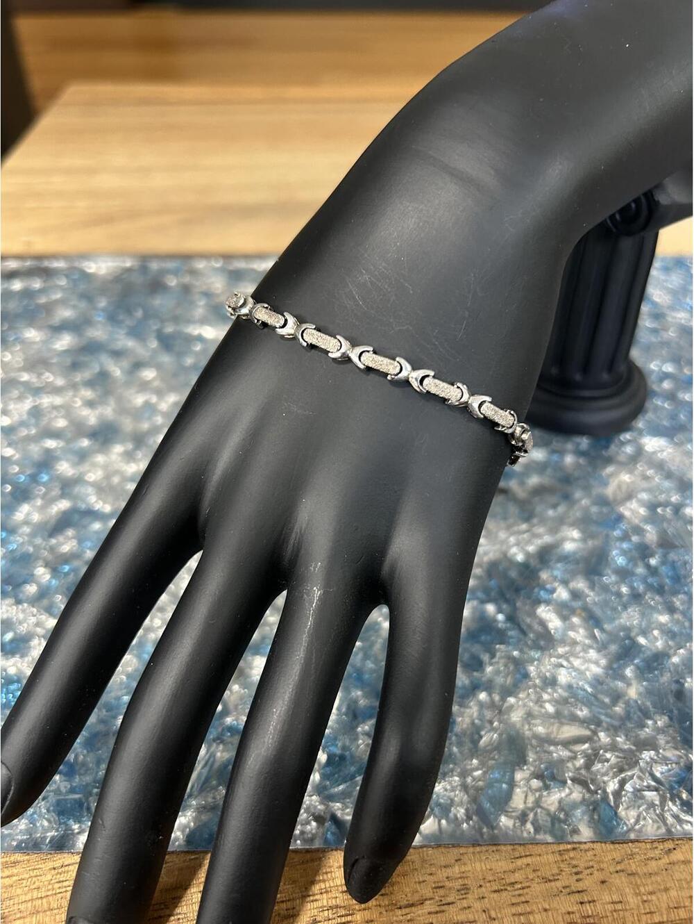 Silver Link Bracelet with Textured Details